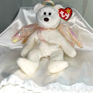 Halo Beanie baby with tags 1998 rare with brown nose. Ty beanie